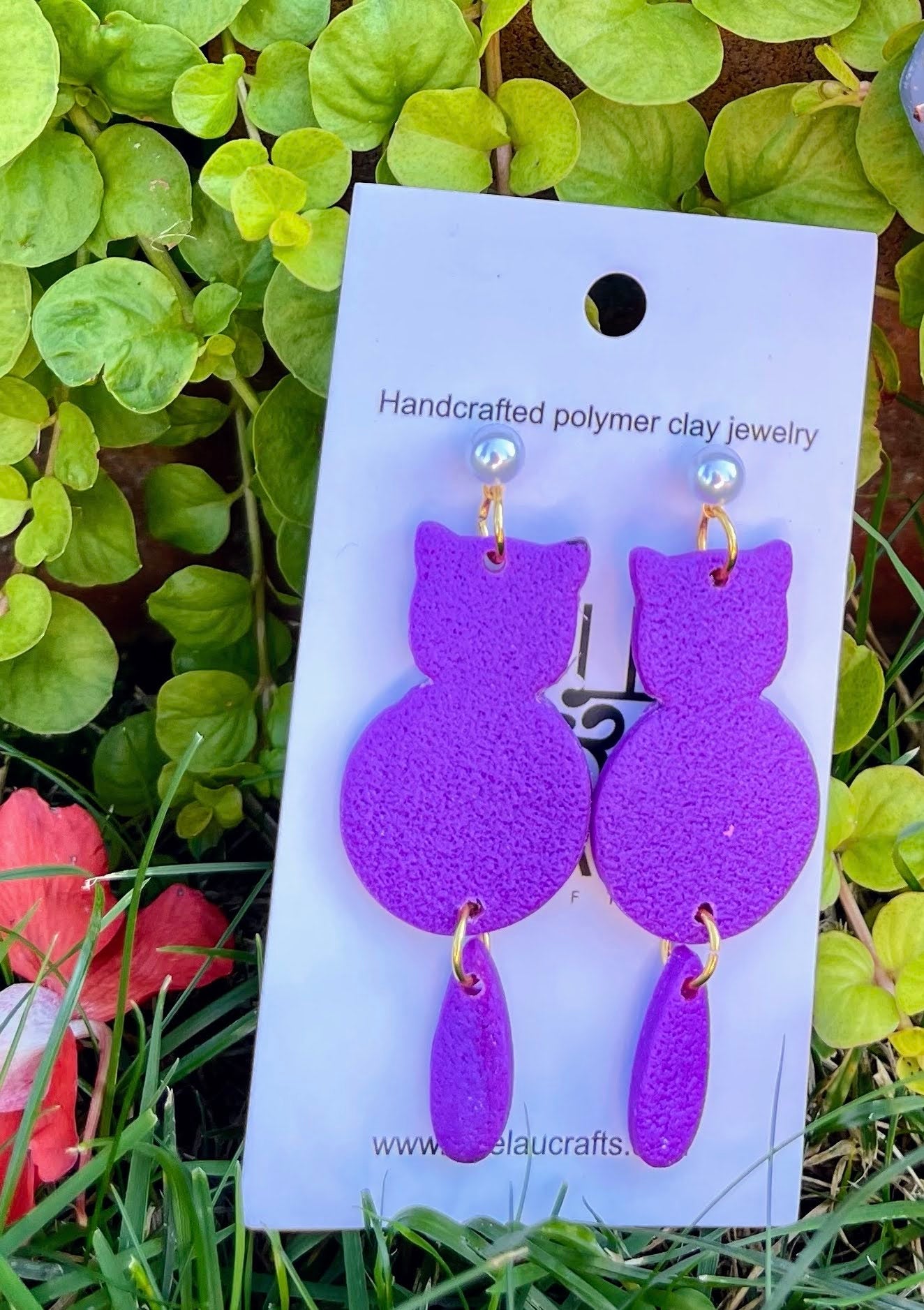 Pet earrings1